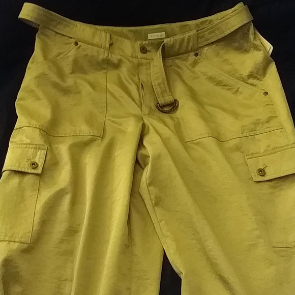 Cloths - Picture 1 of 2